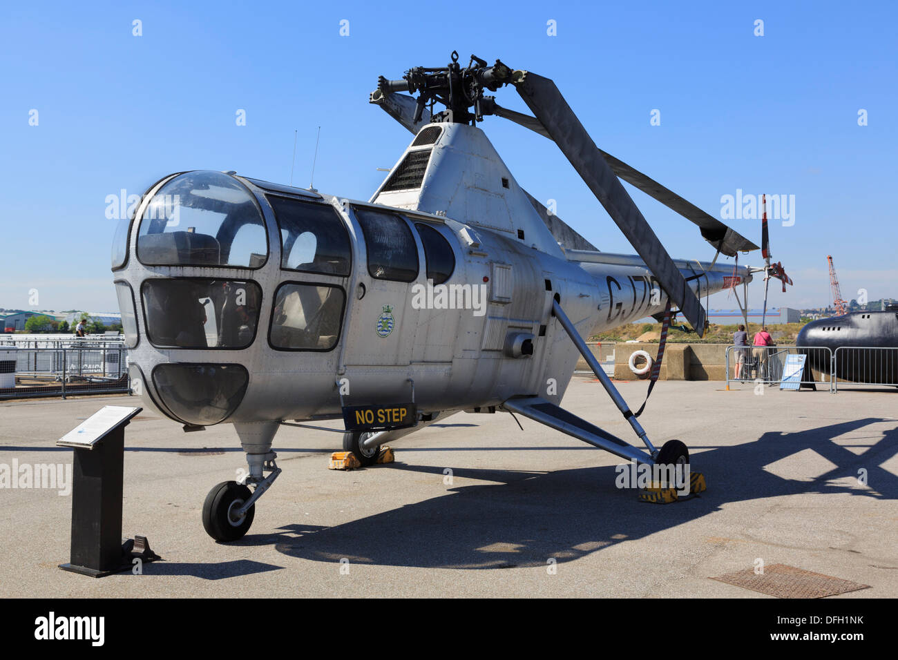 10x LED Helicopter Heli Flying Abschießer Katapult Flieger Dragonfly Schleuder,, 