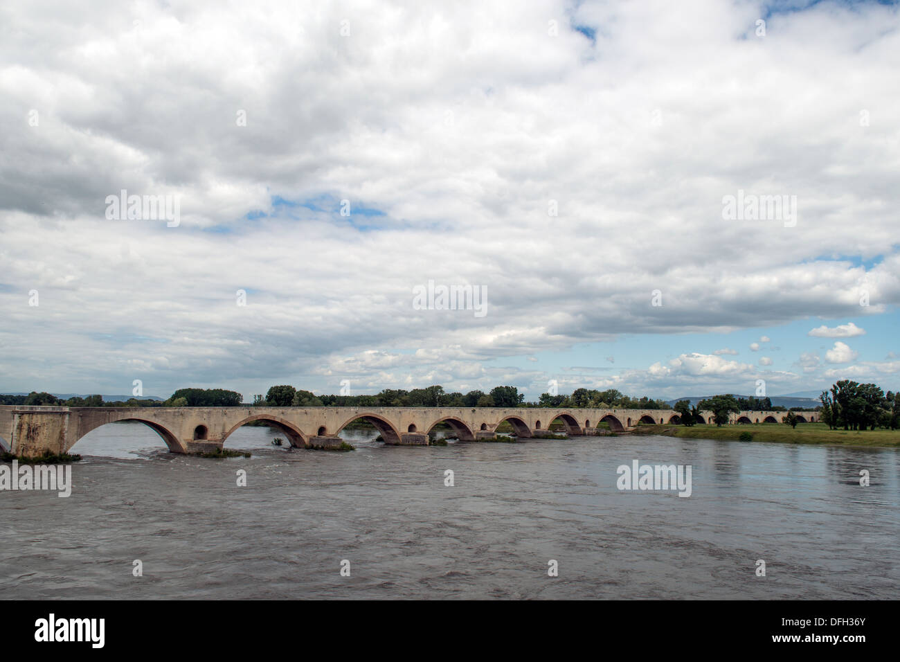 St esprit bridge hires stock photography and images Alamy