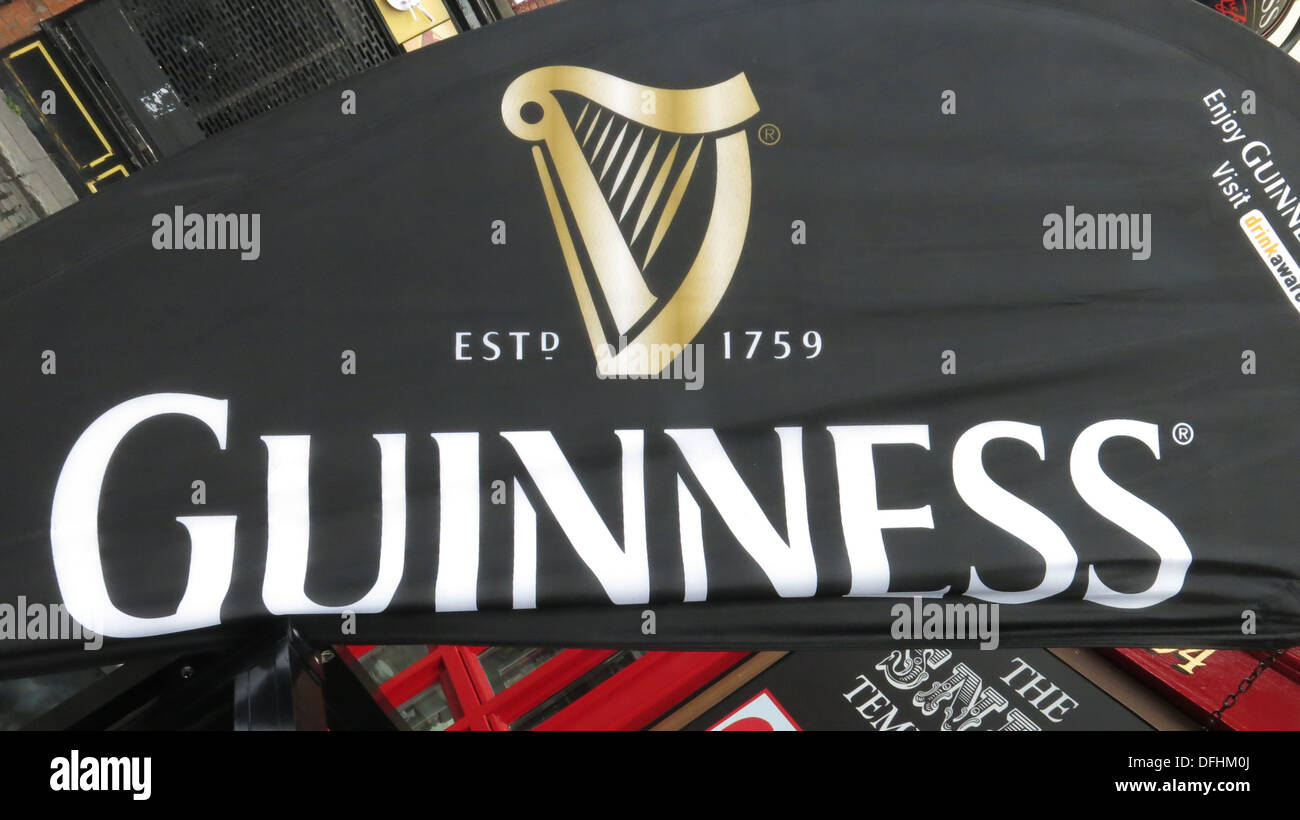 Guinness sign hi-res stock photography and images - Page 3 ...