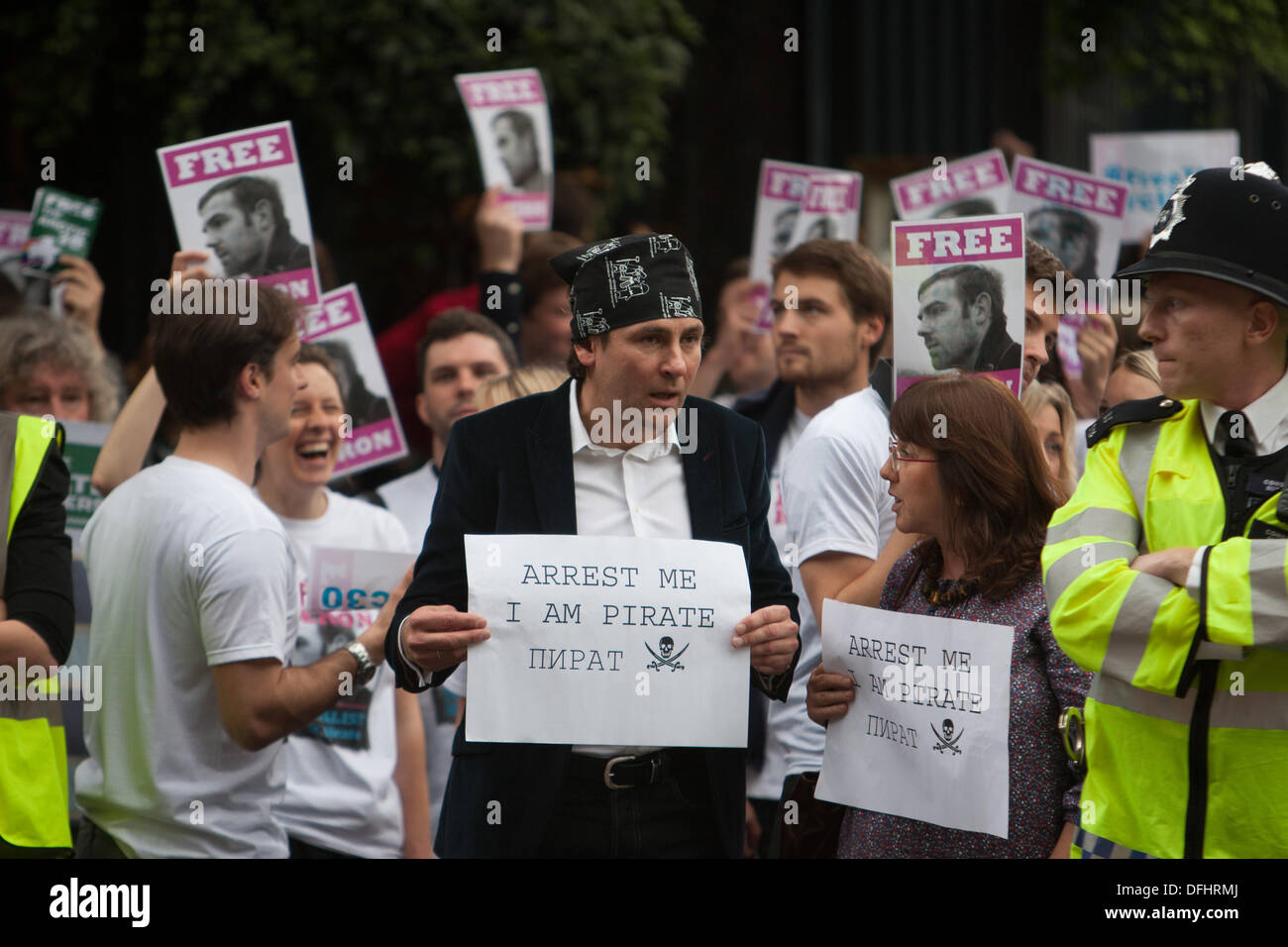 London, UK. 05th Oct, 2013. Relatives of the detainees at Greenpeace global day of solidarity, London leg, outside the Russian Embassy. Show of support for the 28 Greenpeace activists from 18 different countries, and 2 independent journalists charged with piracy in the Arctic by the Russian state prosecutor. London, UK 5th October 2013 Credit:  martyn wheatley/Alamy Live News Stock Photo