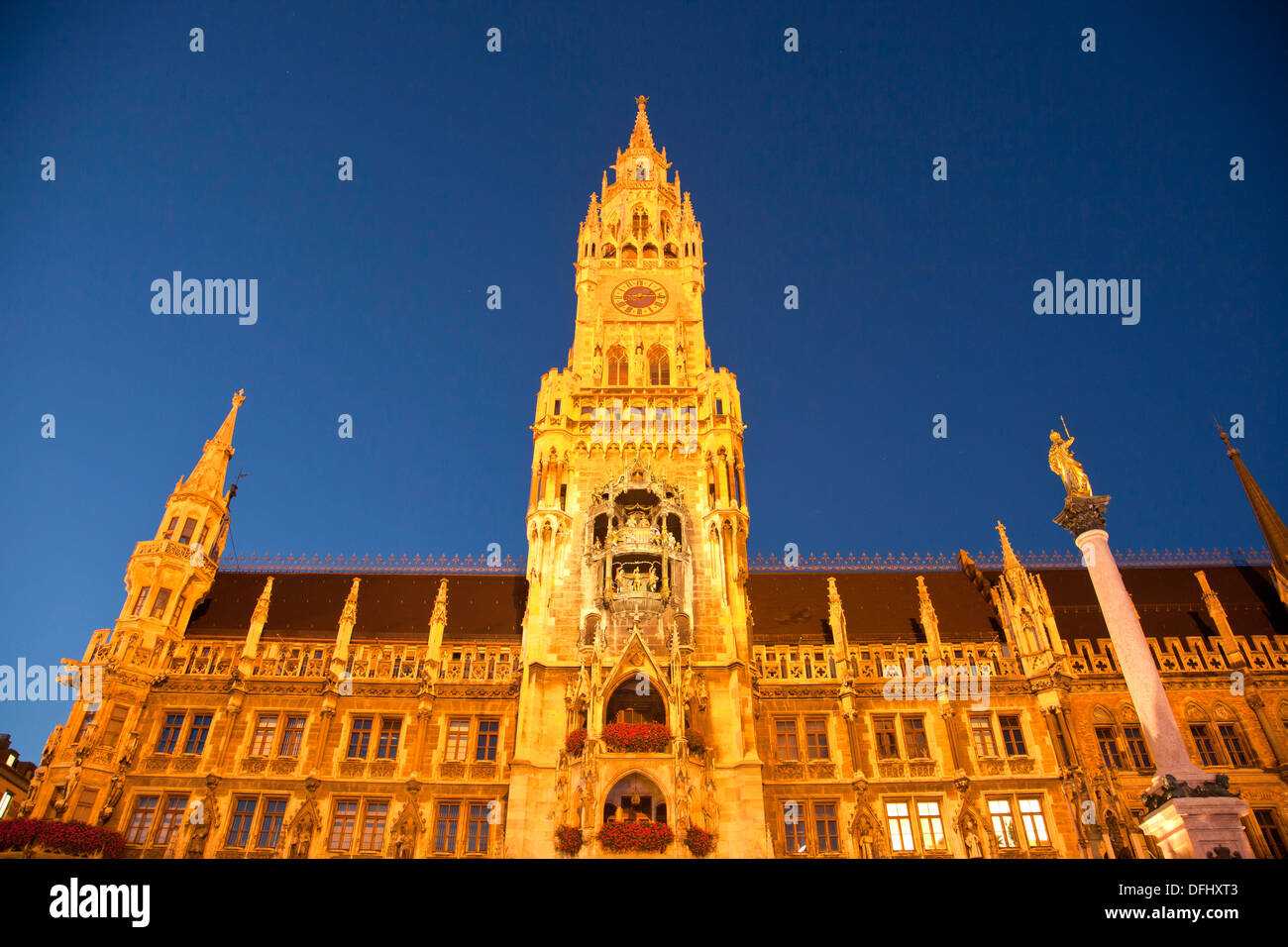 the new townhall Neues Rathaus on the central square Marienplatz in Munich, Bavaria, Germany Stock Photo