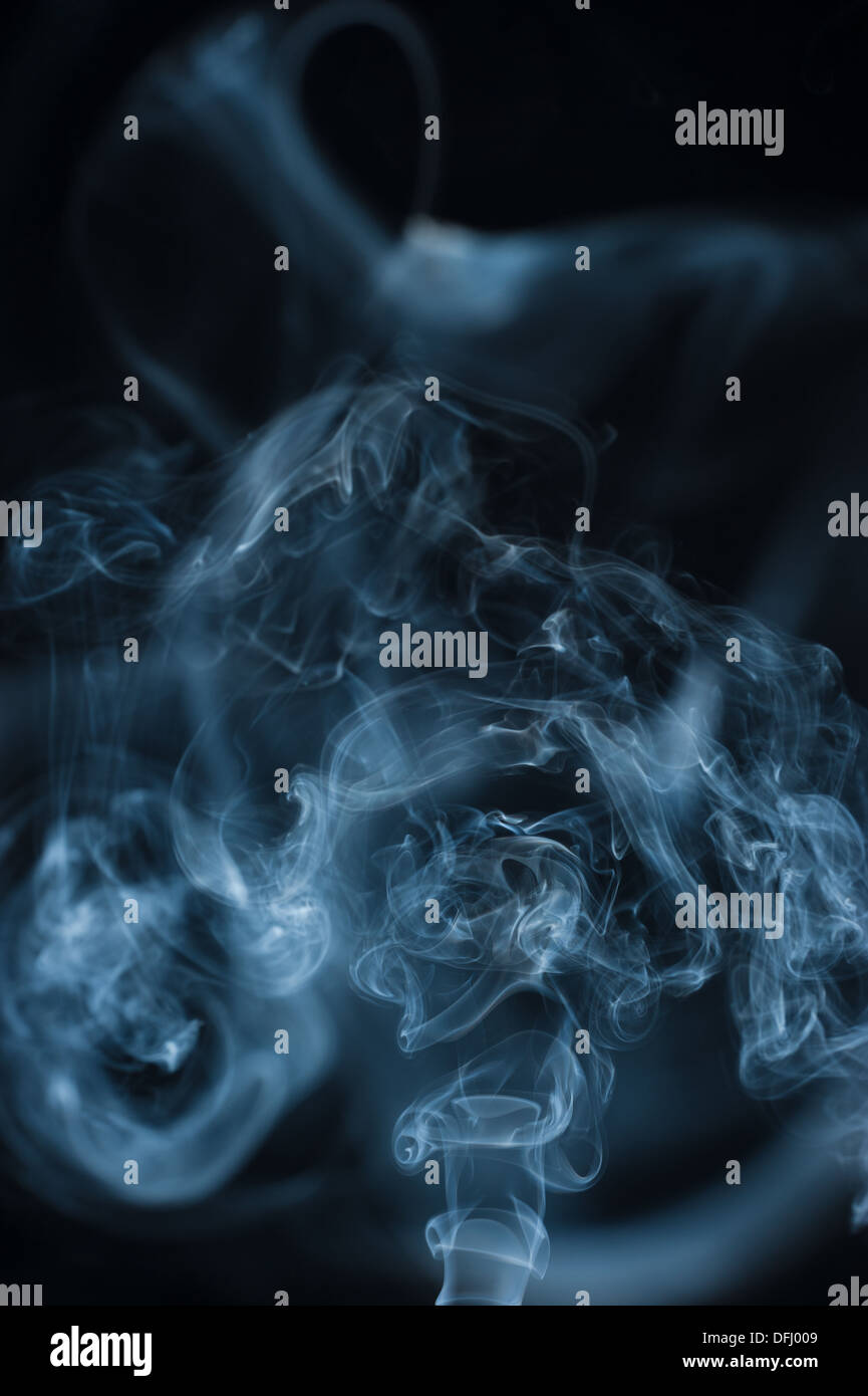 Soft elegant white smoke flow hi-res stock photography and images - Alamy
