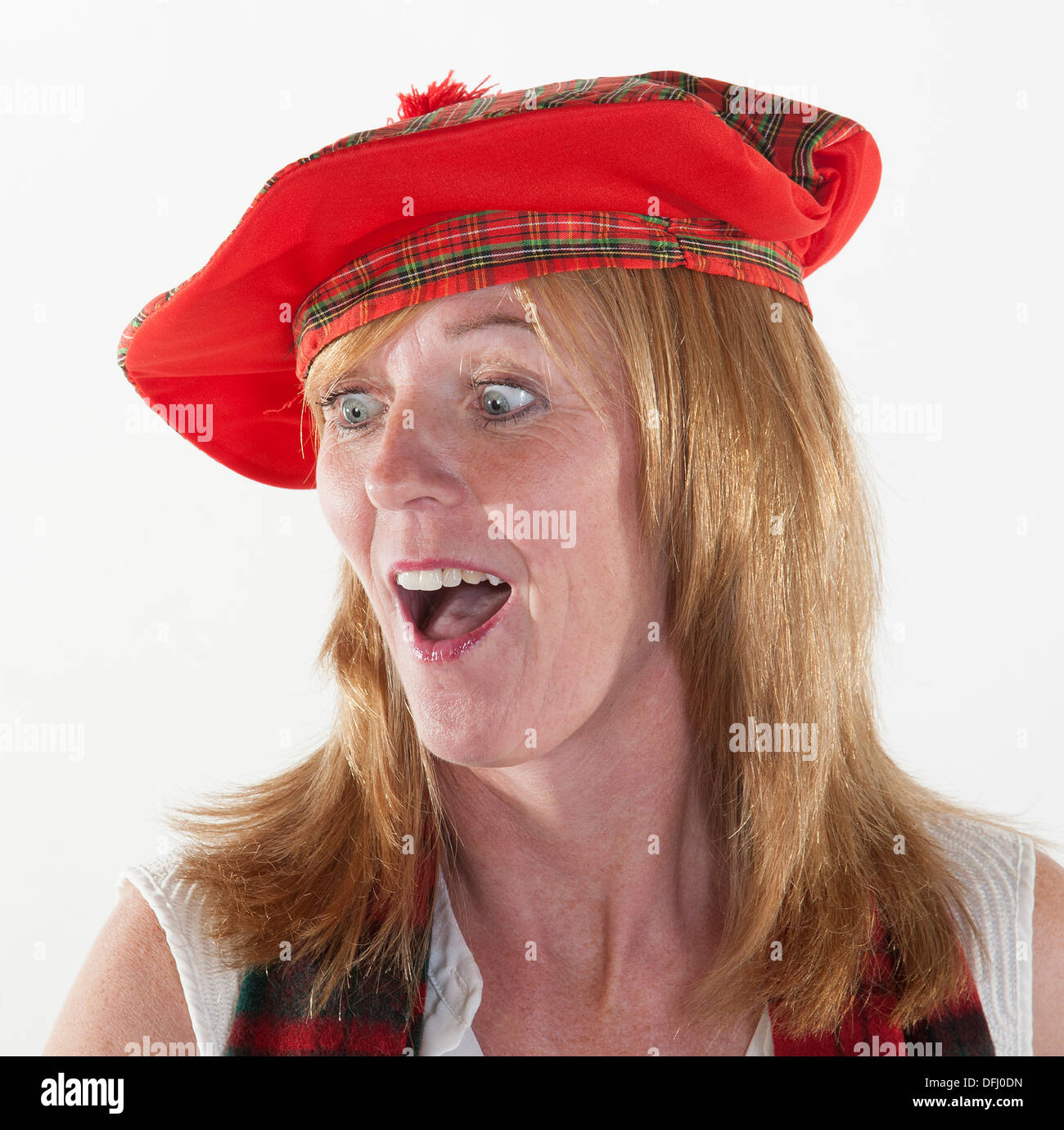 Tartan Hat with Hair Scottish Tam O'Shanter Scottsman Fancy Dress Costume Hat 