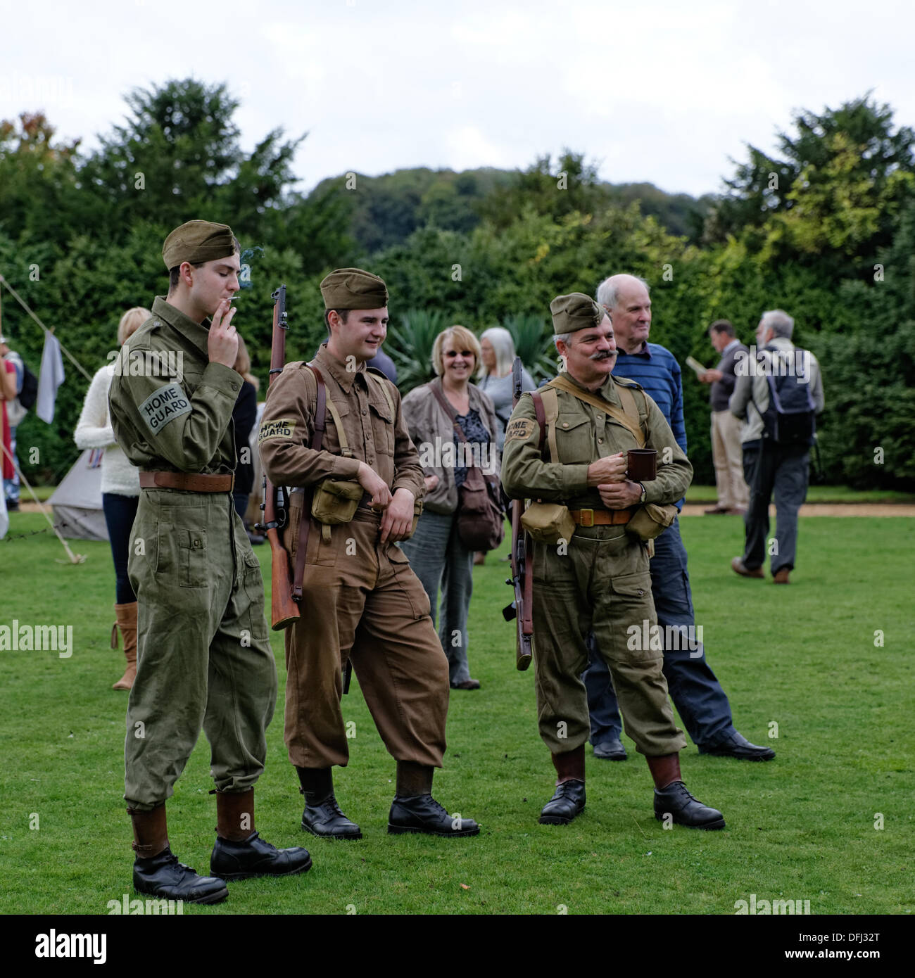 Home guard 1940s hi-res stock photography and images - Alamy