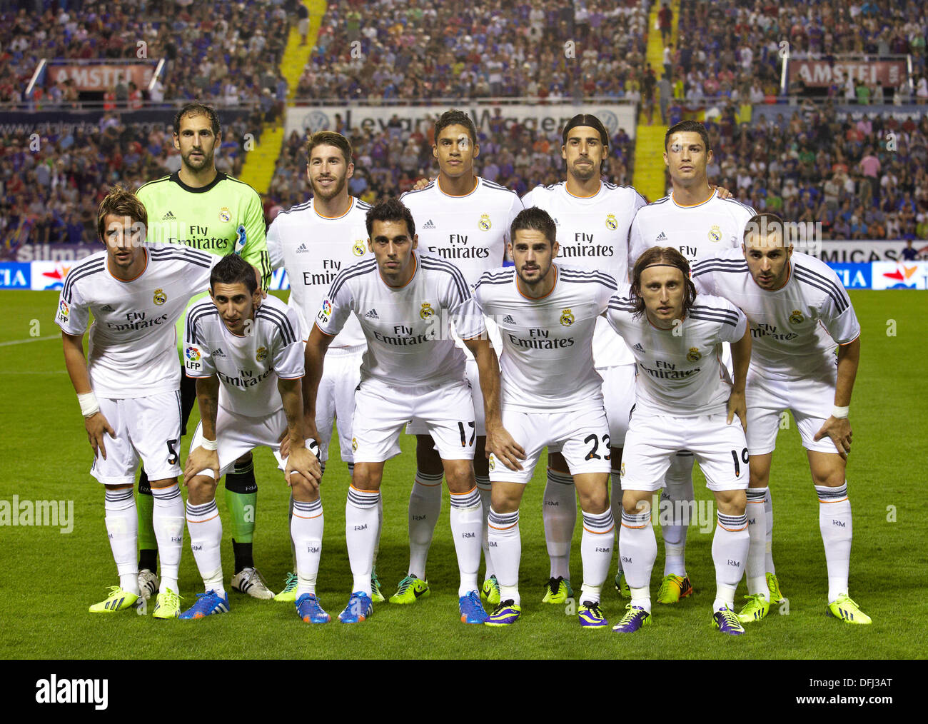 Valencia, Spain. 05th Oct, 2013. Real Madrid Squad poses piror to the La  Liga Game between Levante and Real MAdrid at Ciutat de Valencia Stadium,  Valencia Real Madrid came from behind to