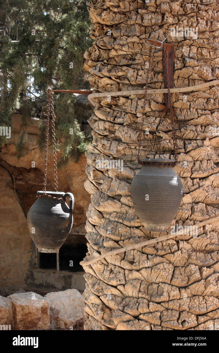 Traditional Arabic pottery Stock Photo Alamy