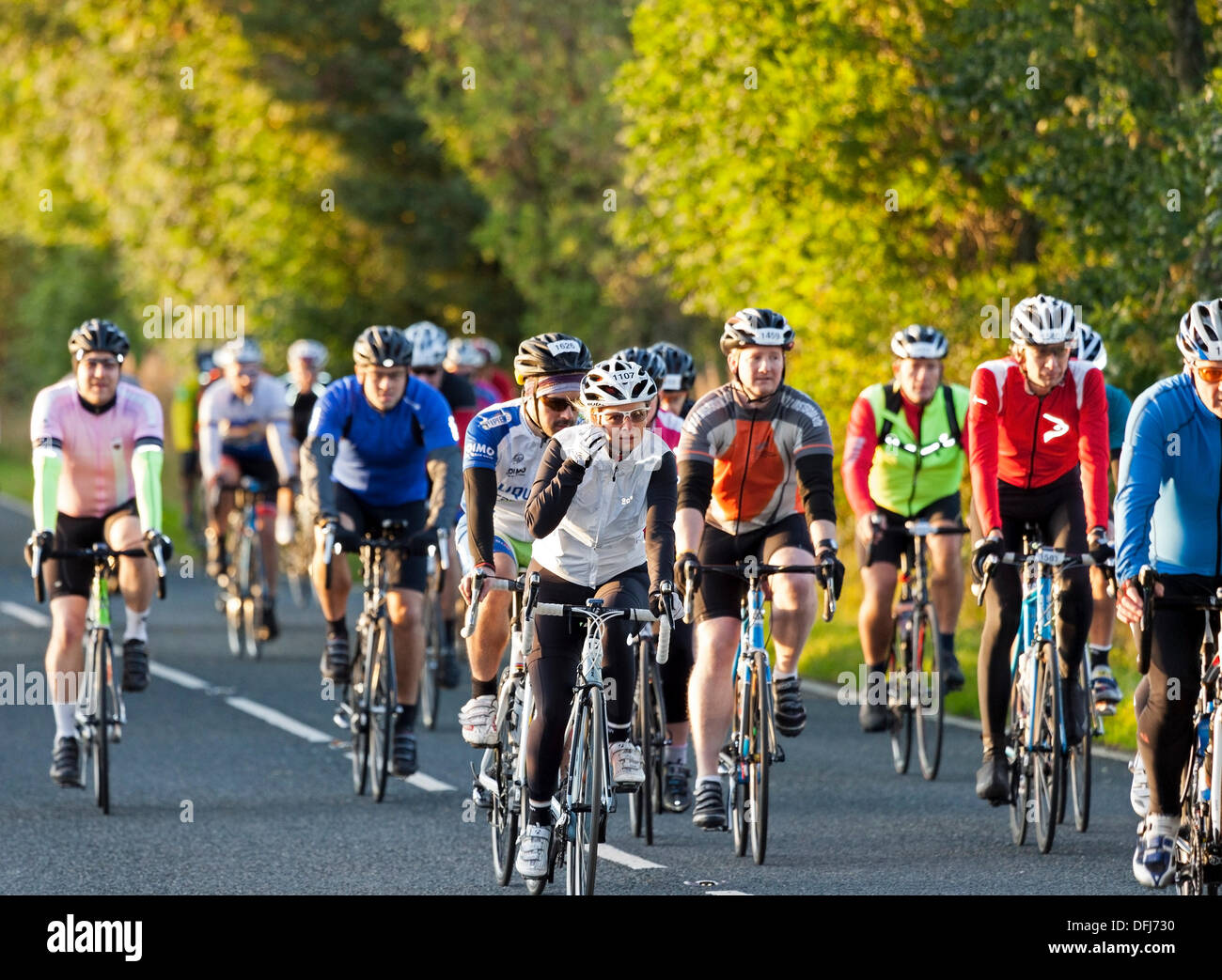 Marwood, County Durham, UK . 06th Oct, 2013.  Competitors on the first hill of the Marie Curie Cancer Care Etape Pennines 2013 Cycle Event. The cyclists started the race at first light and will cover 84 miles and 8,532 feet of ascent. Credit:  David Forster/Alamy Live News Stock Photo