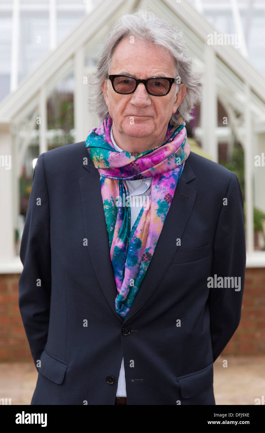 Fashion Designer Paul Smith at Chelsea Flower Show Stock Photo - Alamy