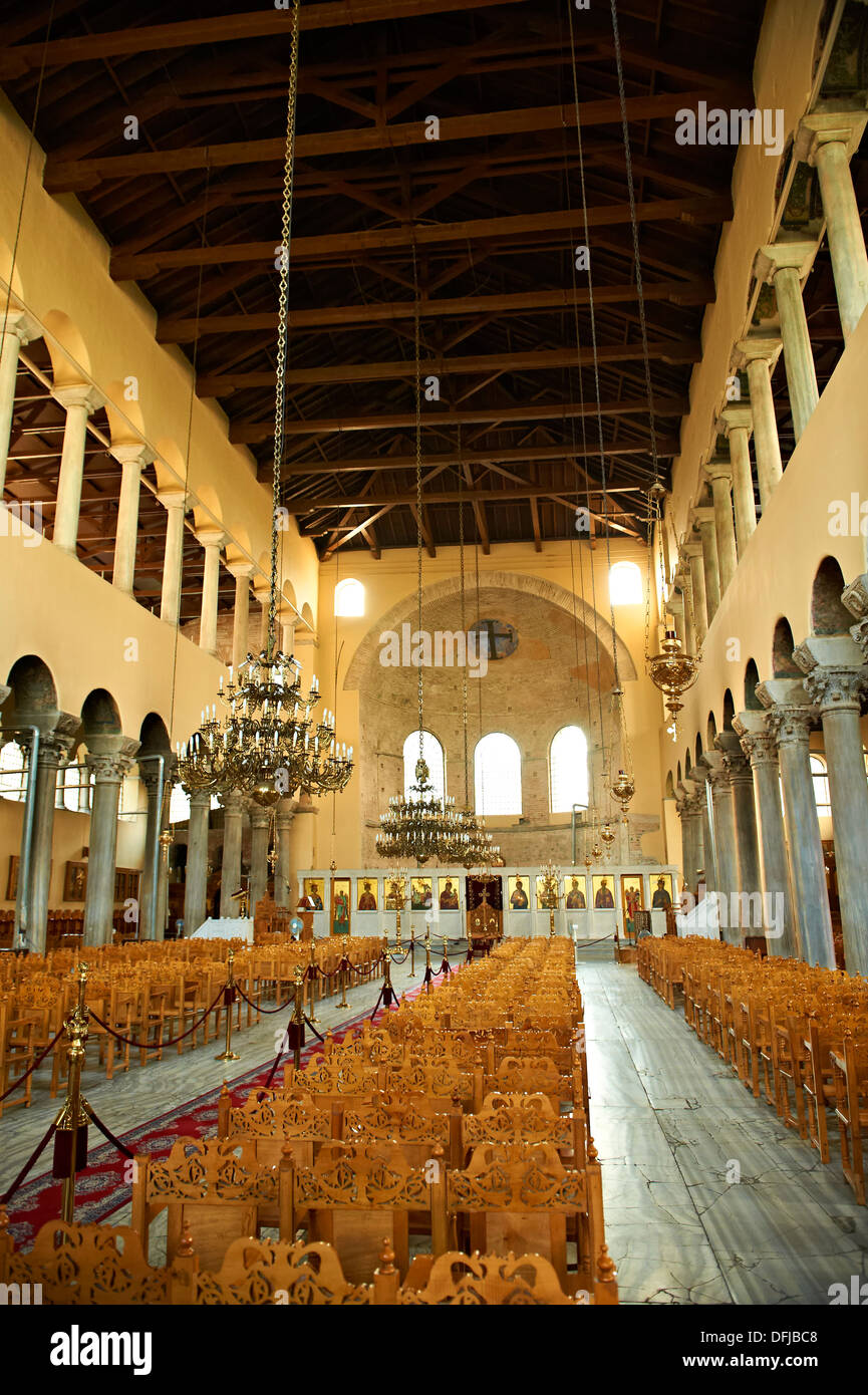 The interior of the 5th-century 3 aisled Byzantine Basilica of the Acheiropoietos, Thessalonica Stock Photo