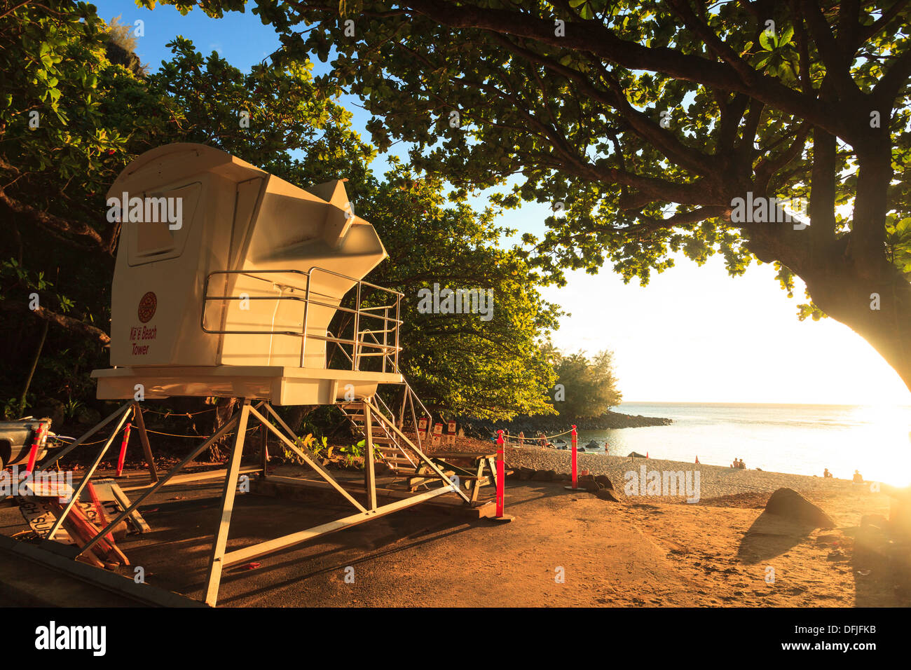 USA, Hawaii, Kauai, Kee Beach, Lifeguard Turret Stock Photo