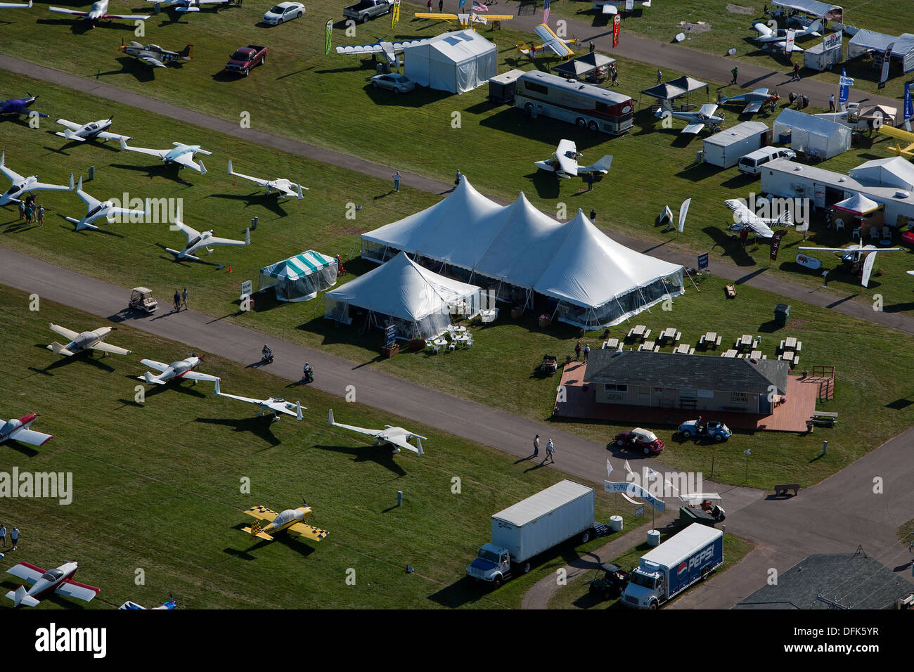 aerial photograph AirVenture 2013, Experimental Aircraft Association