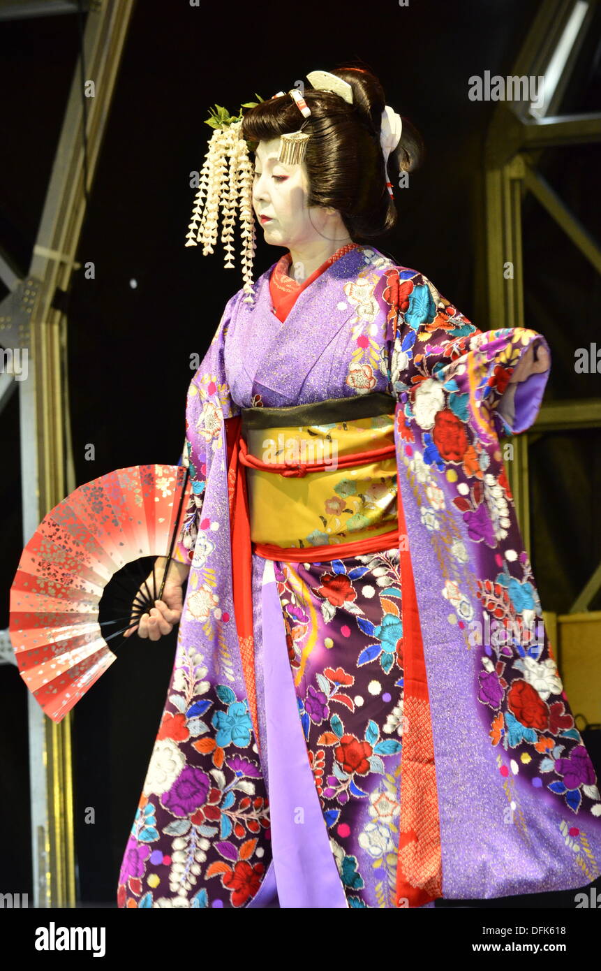 Trafalgar Square, London, UK. 05th Oct, 2013. Japan Matsuri 2013 - Japan Culture festival on Trafalgar Square in London, UK Credit:  Marcin Libera/Alamy Live News Stock Photo