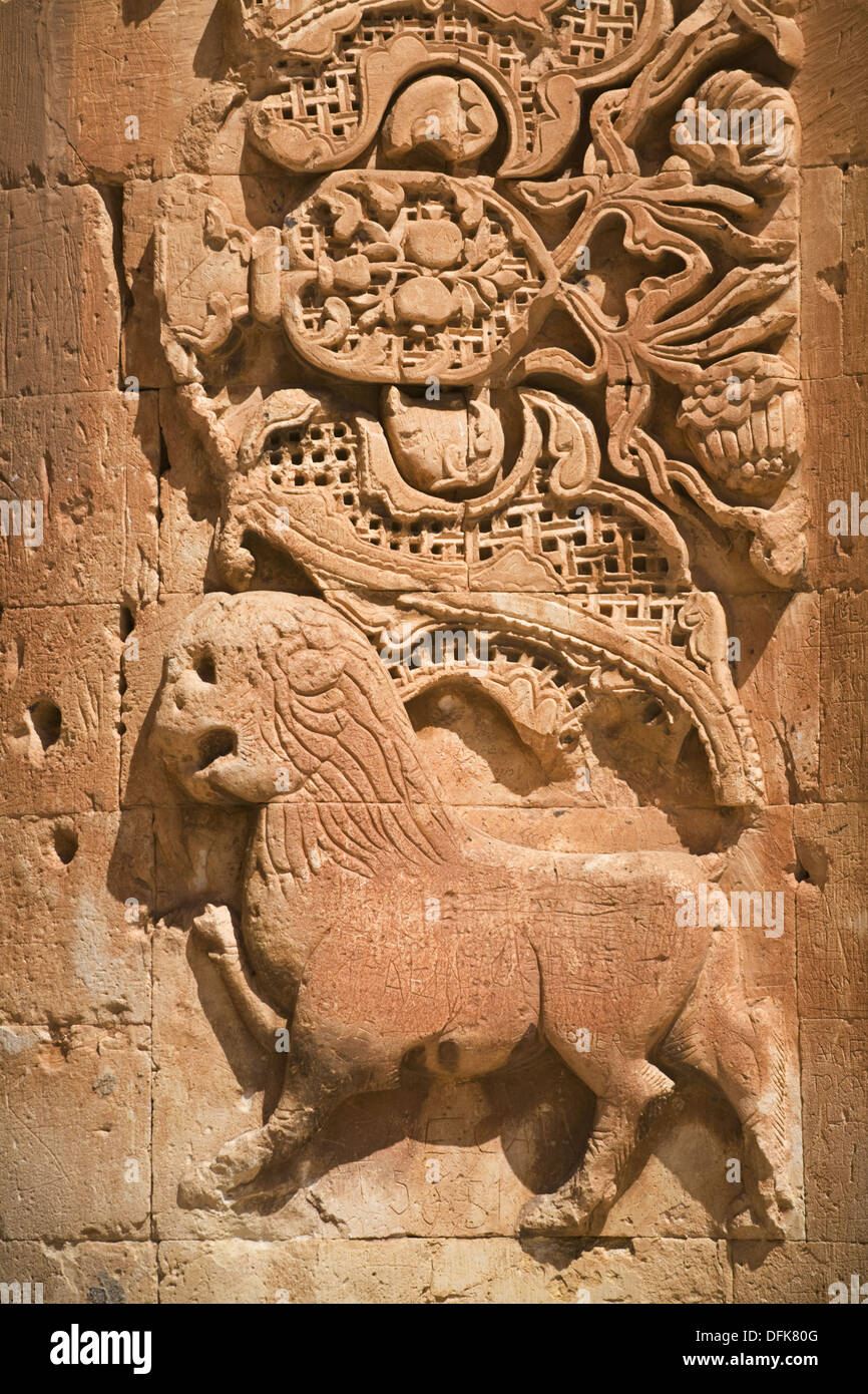 Turkey, Anatolia, Dogubayazit, Ishak Pasa Palace, Second courtyard, Seljuk carvings on entrance gate to Haremlik Stock Photo