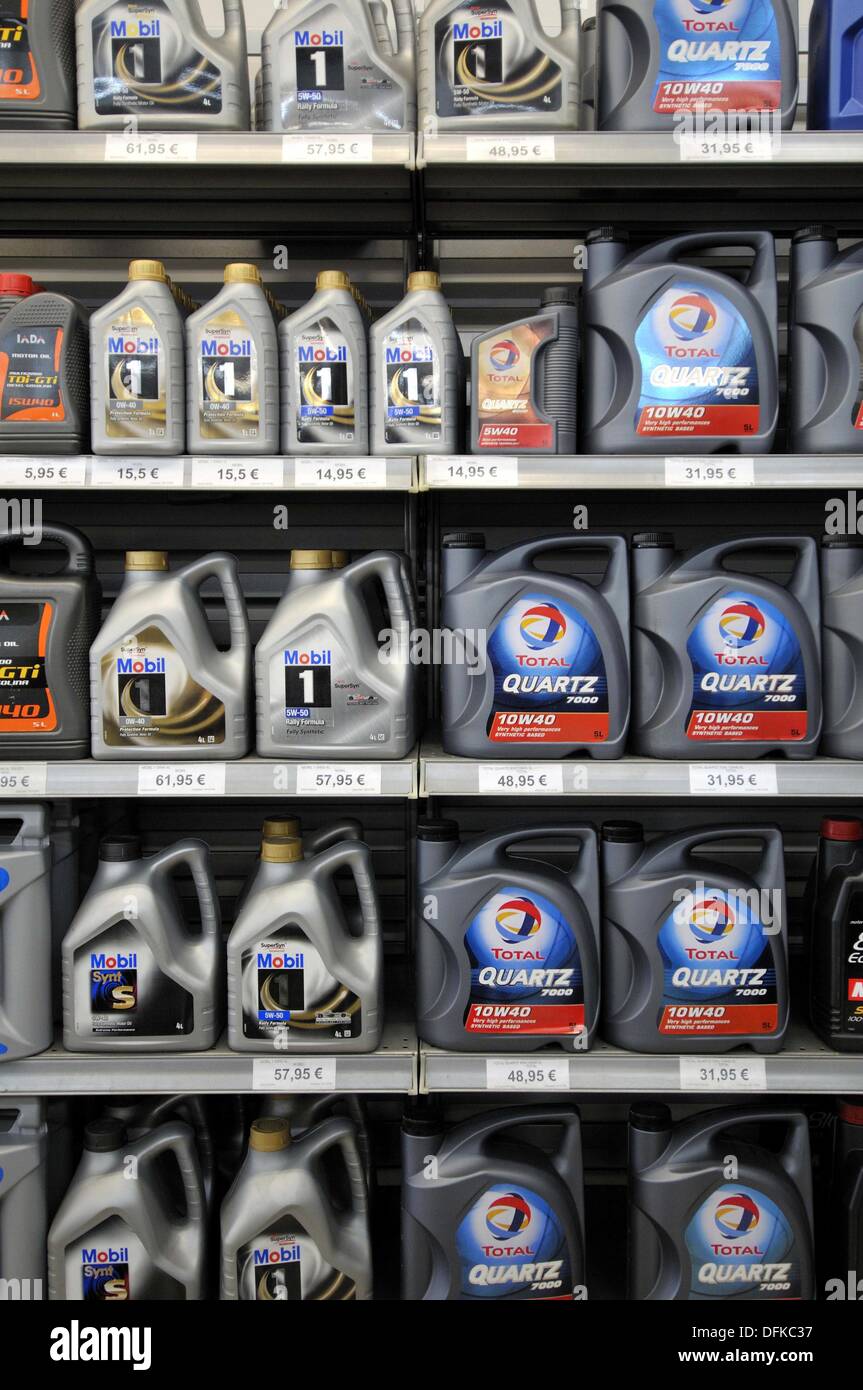 Car oil bottles for sale Stock Photo Alamy