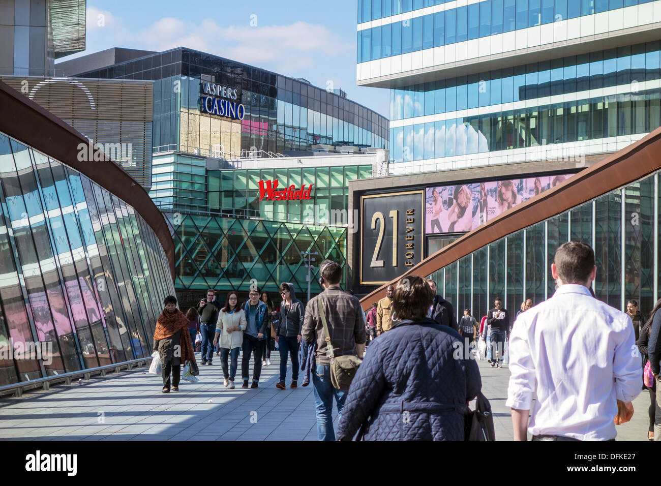 Westfield Stratford City Shopping Centre in London Editorial Photography -  Image of city, landmarks: 40711407