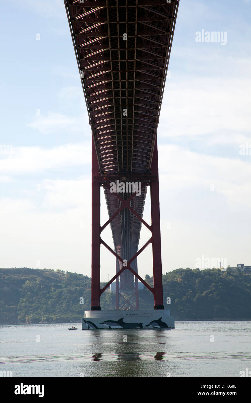 25 de Abril Bridge, Lisbon, Portugal. Architect: Steinman, Boynton ...