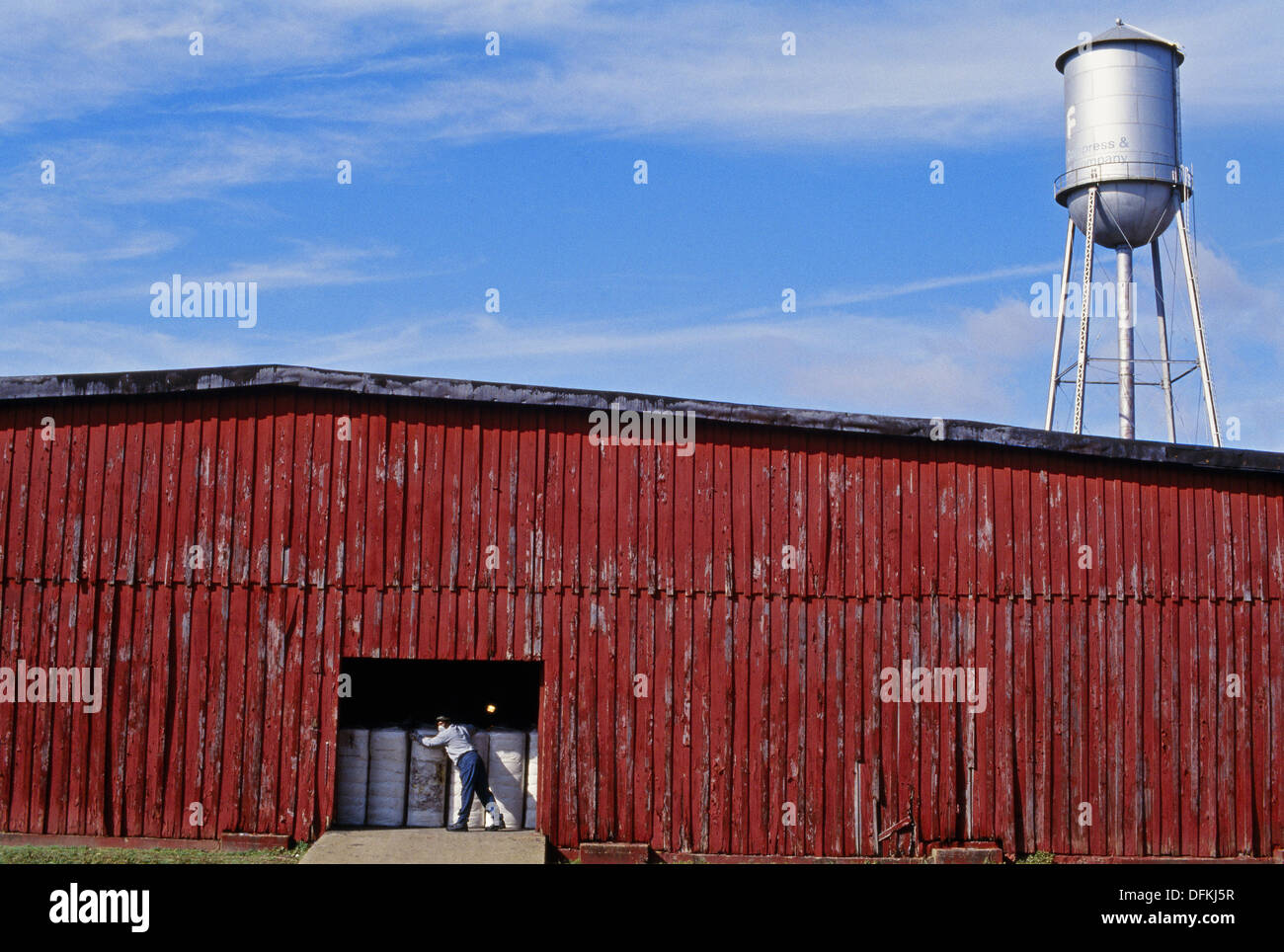 Cotton warehouse beside highway 61, Mississippi, USA Stock Photo Alamy