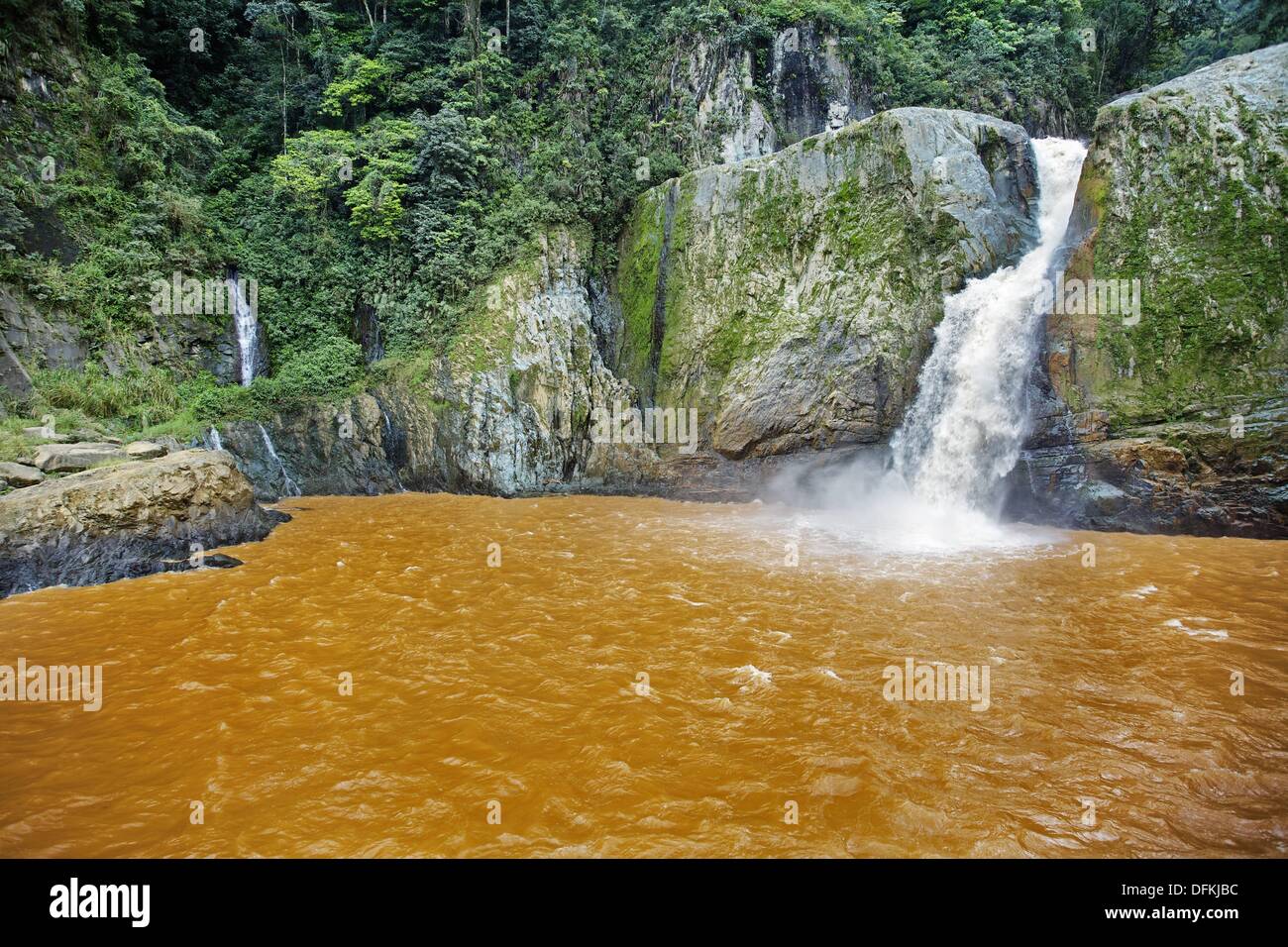 Salto Jimenoa waterfall. Jarabacoa. La Vega province. Dominican