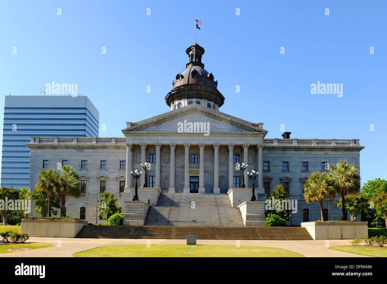 Columbia South Carolina Buildings Statues and Landmarks on the State