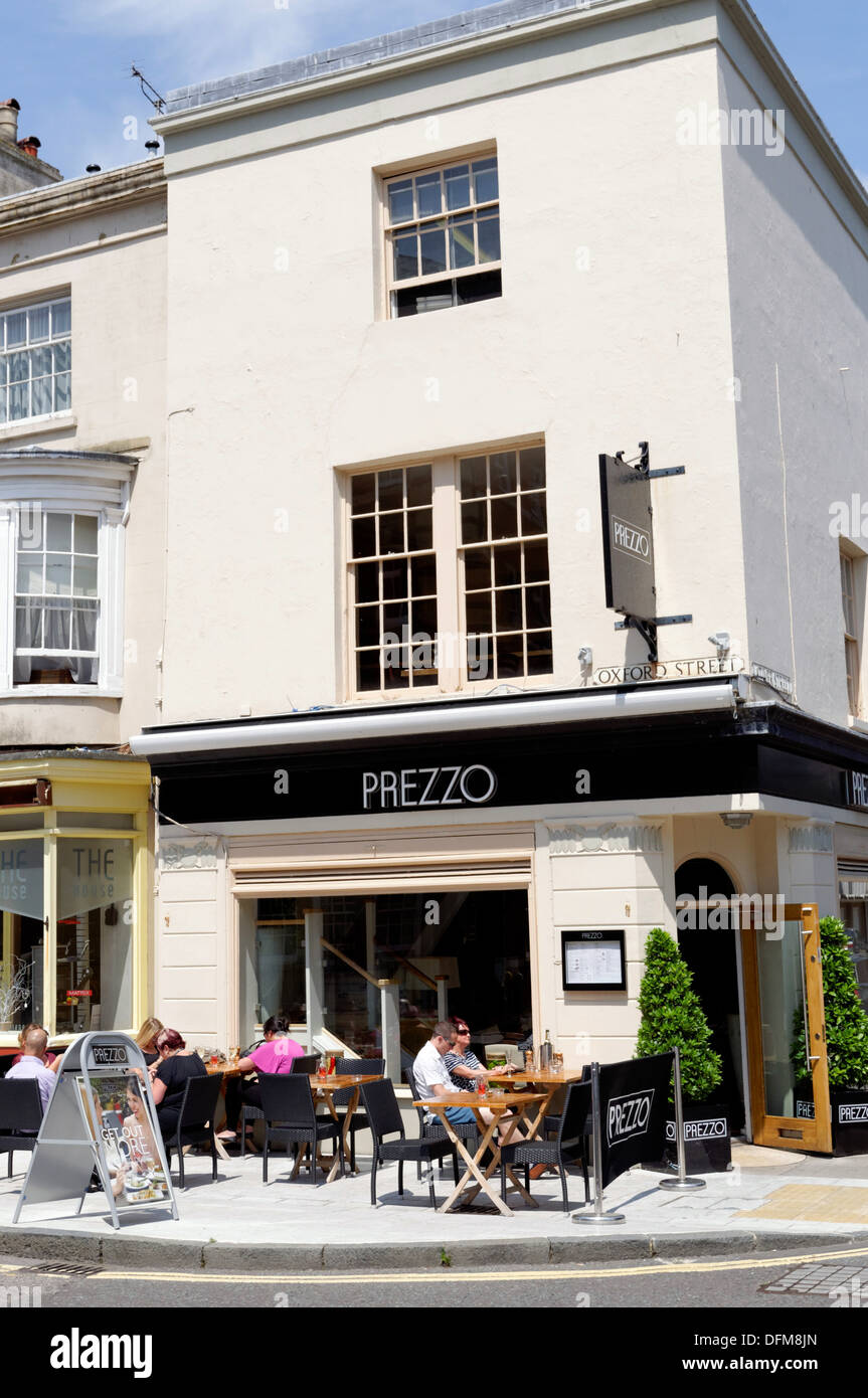 Prezzo Restaurant, Outside Eating, Oxford Street, Southampton, Hampshire, England, UK. Stock Photo