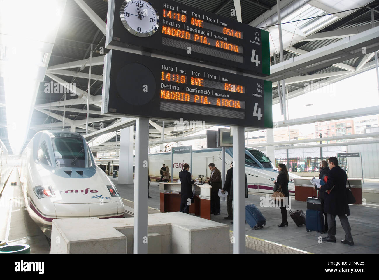 Spanish High Speed Train Ave Madrid Valencia Joaquin Sorolla Station Valencia Spain Stock Photo Alamy