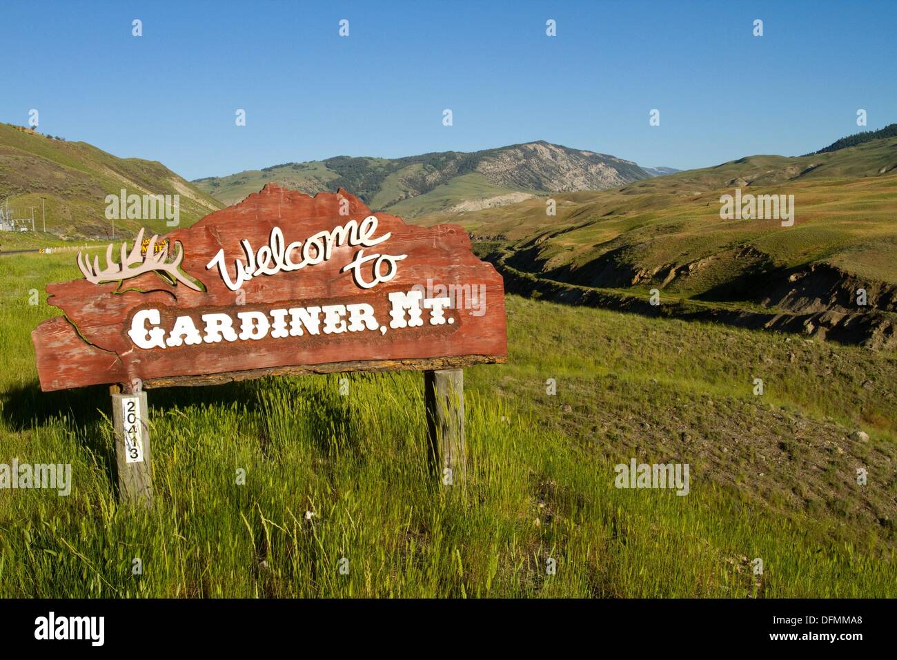 to Gardiner (Montana, USA) sign by Yellowstone National Park