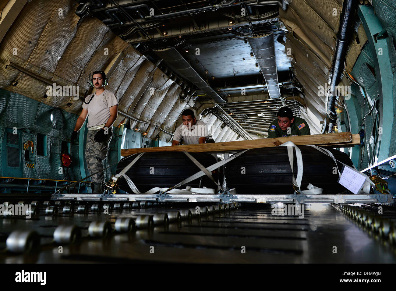 Tech sgt michael pohlers left hires stock photography and images Alamy
