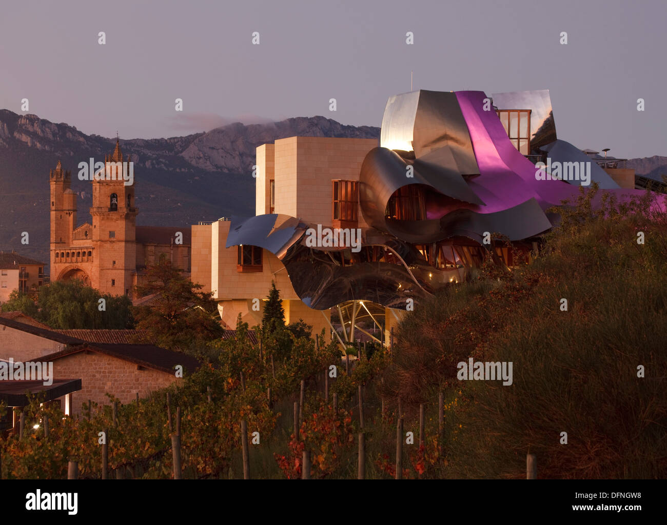 Hotel Marques de Riscal, architect Frank Gehry, Bodega Herederos del ...