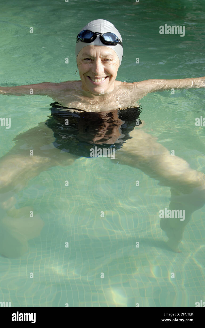 Mature woman swimming costume hi-res stock photography and images - Alamy