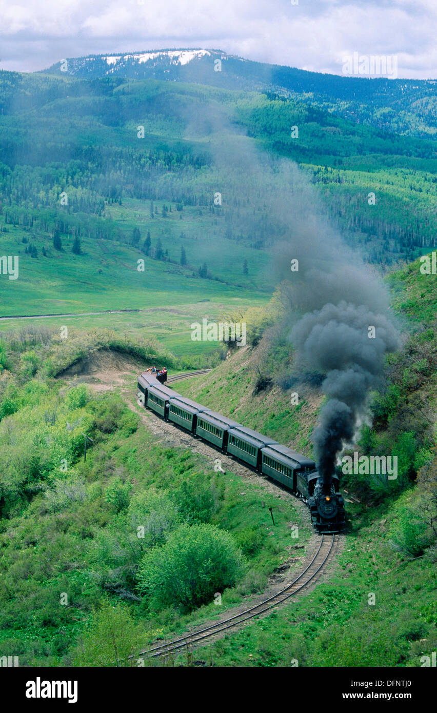New steam train hi-res stock photography and images - Alamy