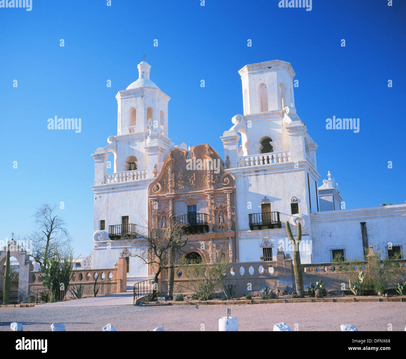 Mission San Xavier del Bac (aka White Dove of the Desert). Tohono O´odham indian reservation