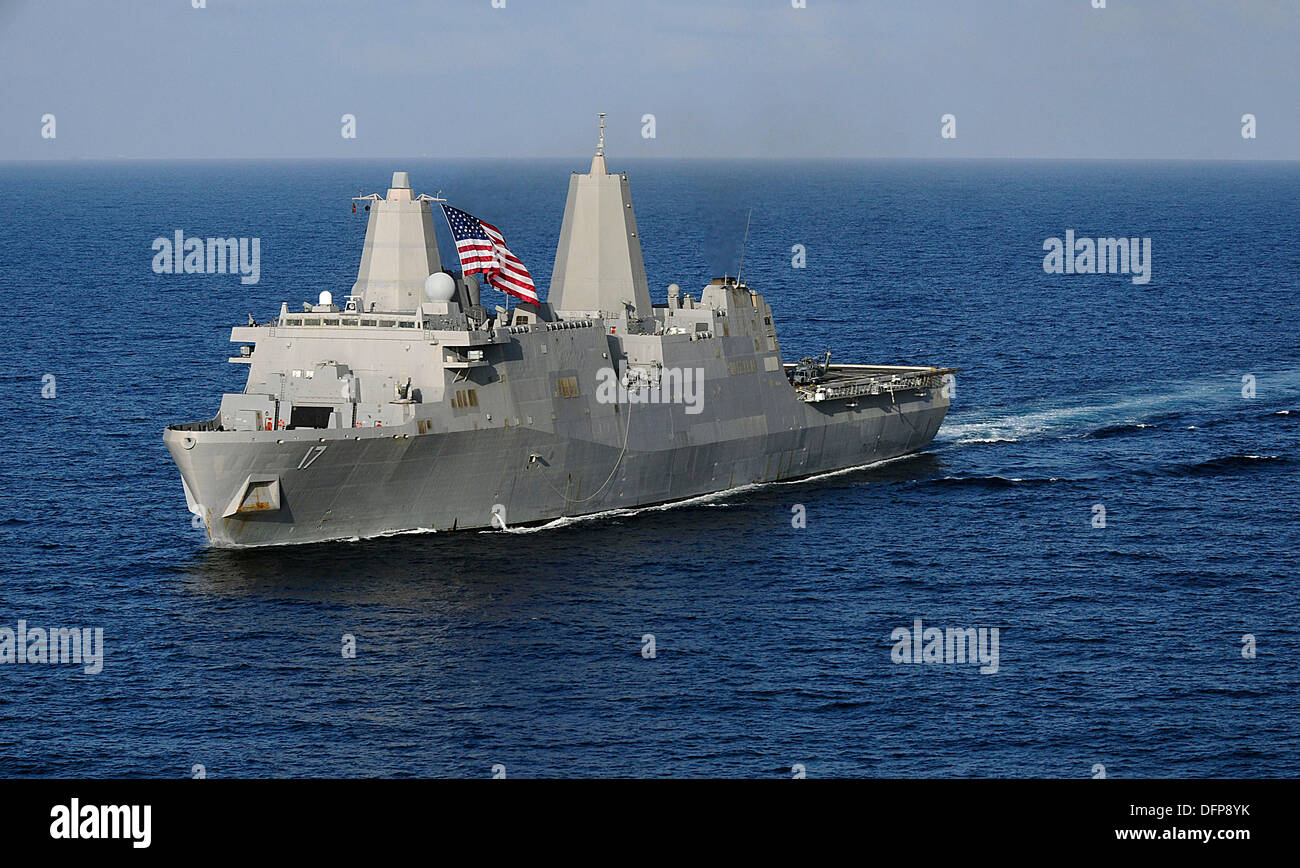 The US Navy USS San Antonio amphibious transport dock ship during operations January 12, 2009 in the Gulf of Aden. Terrorist Abu Anas al Libi is currently being held on the San Antonio after his capture October 5, 2013 in Libya. Stock Photo