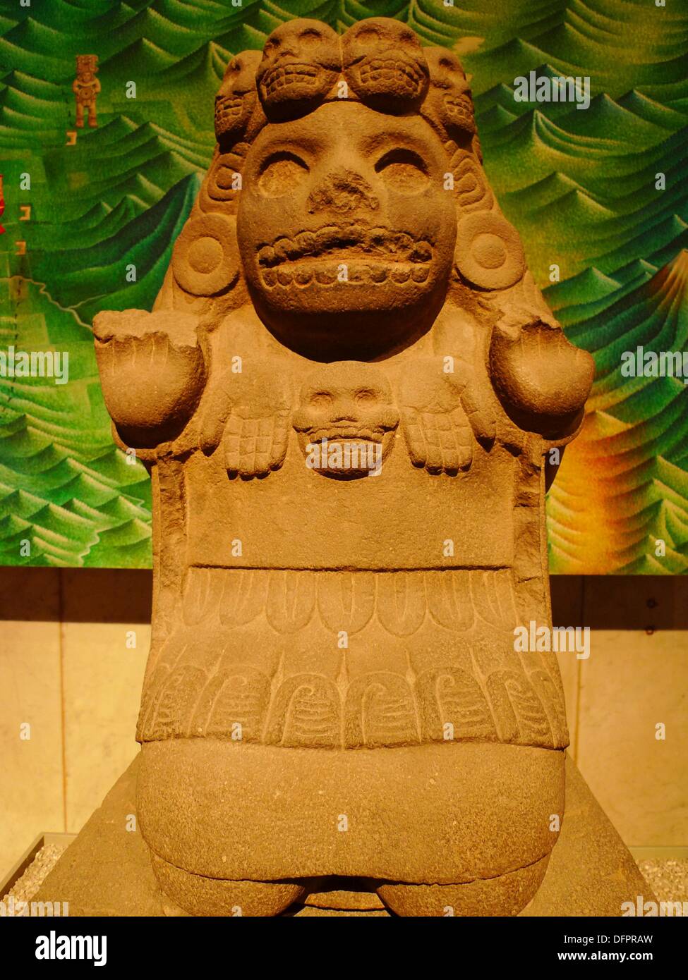 Aztec Sacrifice Statue High Resolution Stock Photography and Images - Alamy
