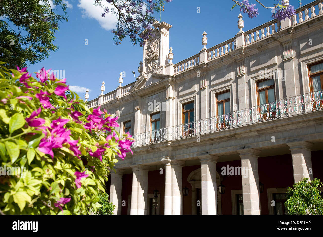 Regal mansions encircle Jardin de San Marcos, one of many fine parks and gardens in Aguascalientes, Mexico. Stock Photo