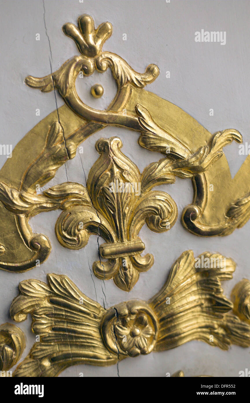 Royal emblem with fleur de lys. Chateau of Versailles. France Stock Photo -  Alamy