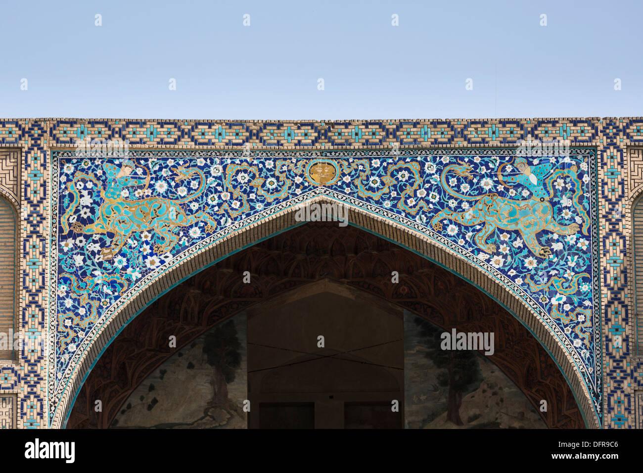 portal at the North end of the Maydan-i Shah (now Maydan-i Imam), leading to the bazar, Isfahan, Iran Stock Photo