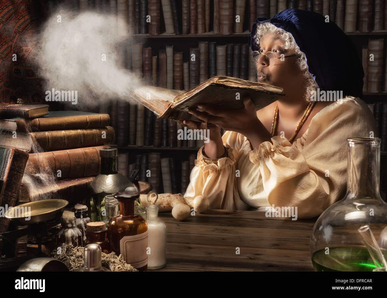 Blowing dust hires stock photography and images Alamy
