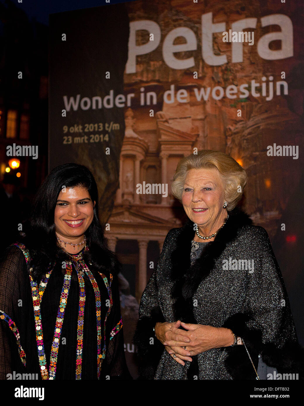 Leiden, Netherlands. 08th Oct, 2013. Princess Beatrix of the Netherlands and Princess Sumaya bint El Hassan of Jordan at the opening of the exhibition ??Petra. Miracle in the desert?? at the Rijksmuseum van Oudheden in Leiden. The exhibition shows carved rocks, frescoes, pottery and reliefs of the city of Petra in Jordan Photo: Albert Nieboer / Credit:  dpa picture alliance/Alamy Live News Stock Photo