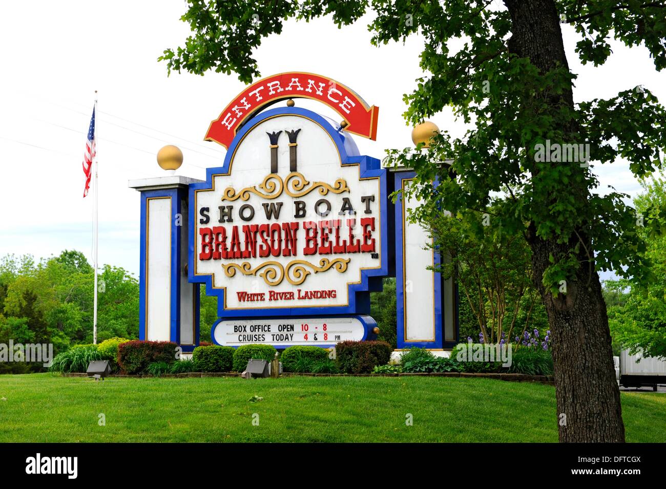 Showboat Branson Belle White River Landing Missouri Stock Photo Alamy