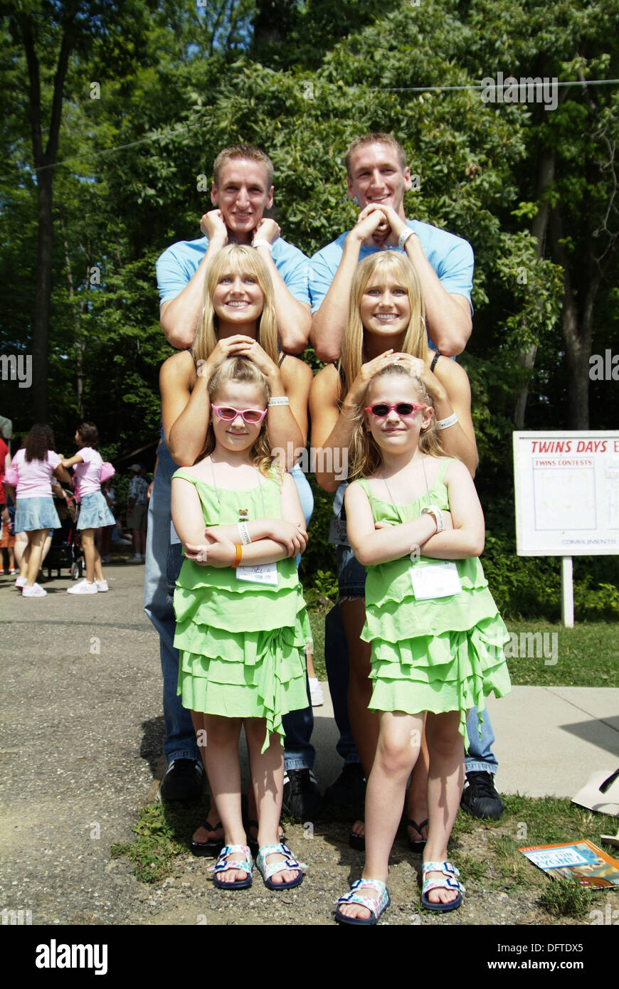 Twins convention twinsburg ohio hires stock photography and images Alamy