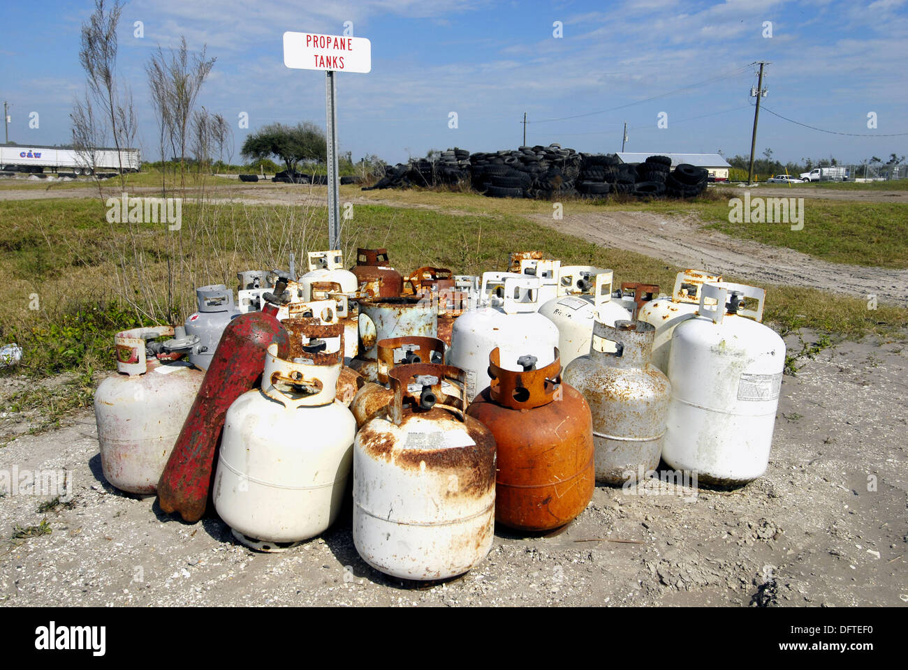 Recycling tanks hires stock photography and images Alamy