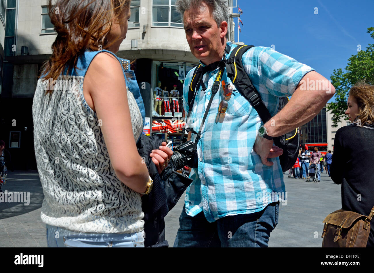 Woman street photographer hi-res stock photography and images - Alamy