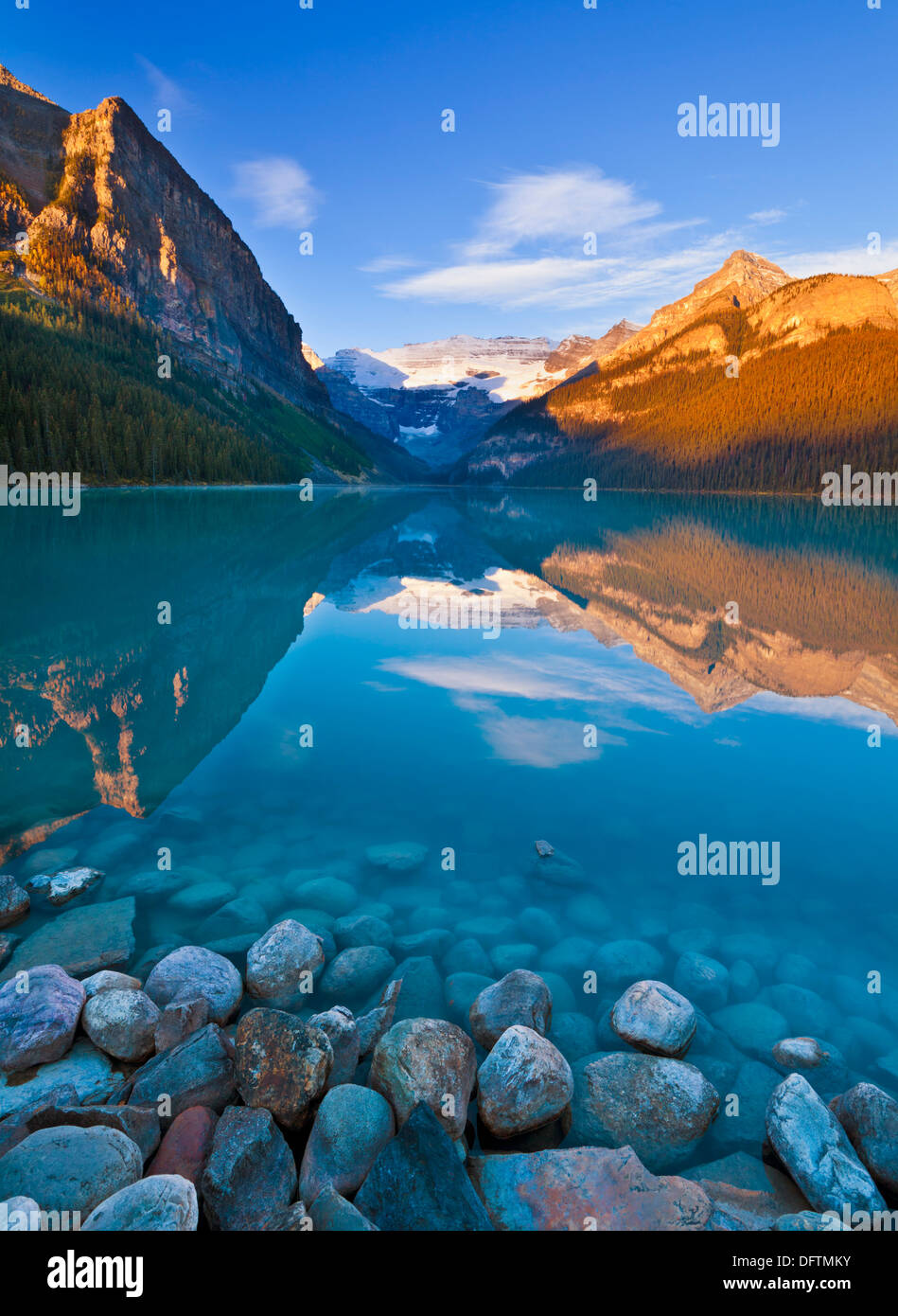 Early morning light on the Victoria glacier at the head of Lake Louise Banff national Park Alberta Canada North America Stock Photo