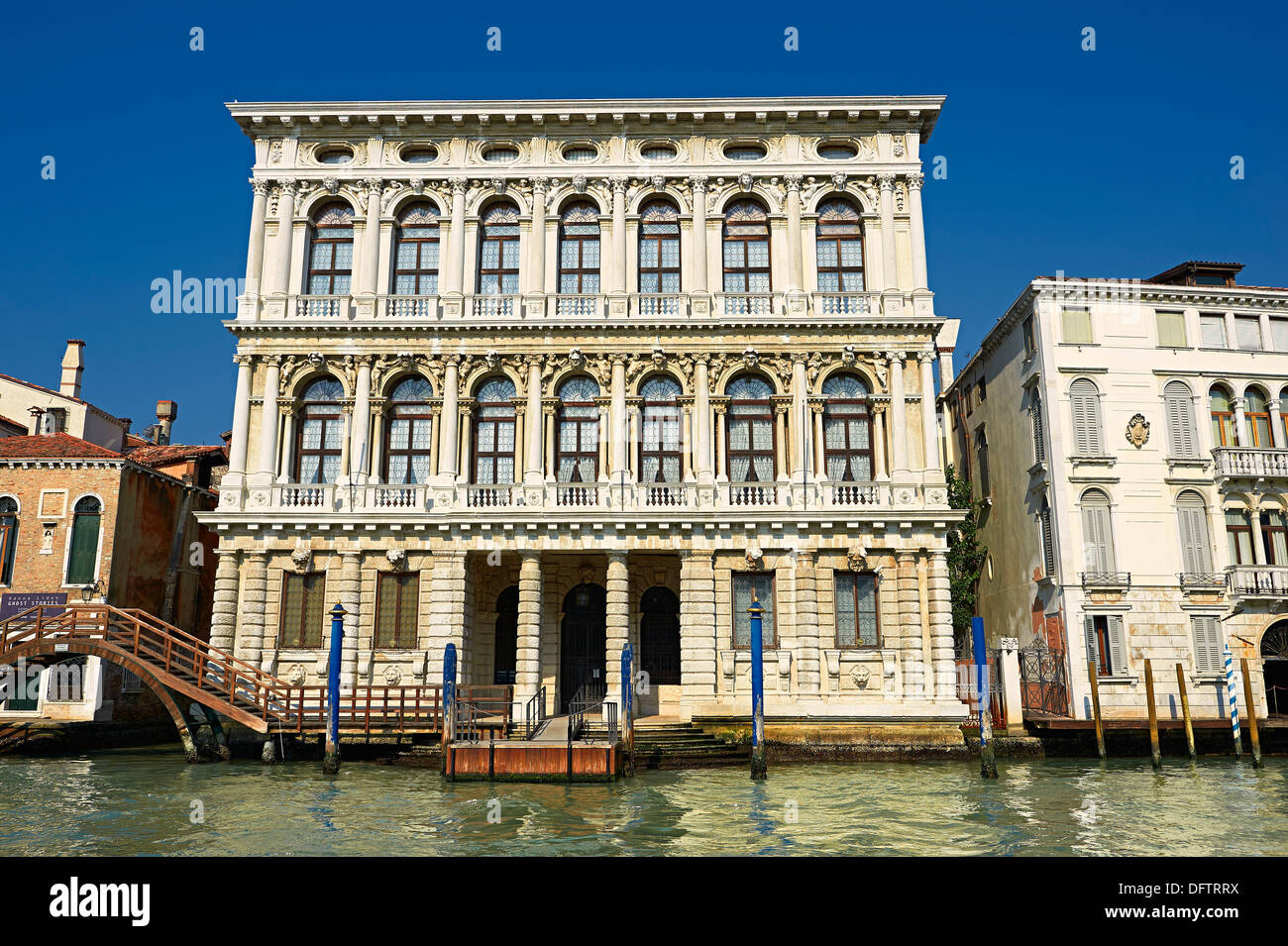 Palazzo Ca'Rezzonico, built in 1649 by Baldassarre Longhena, Baroque style, on the Grand Canal, Venice, Venezien, Italy Stock Photo