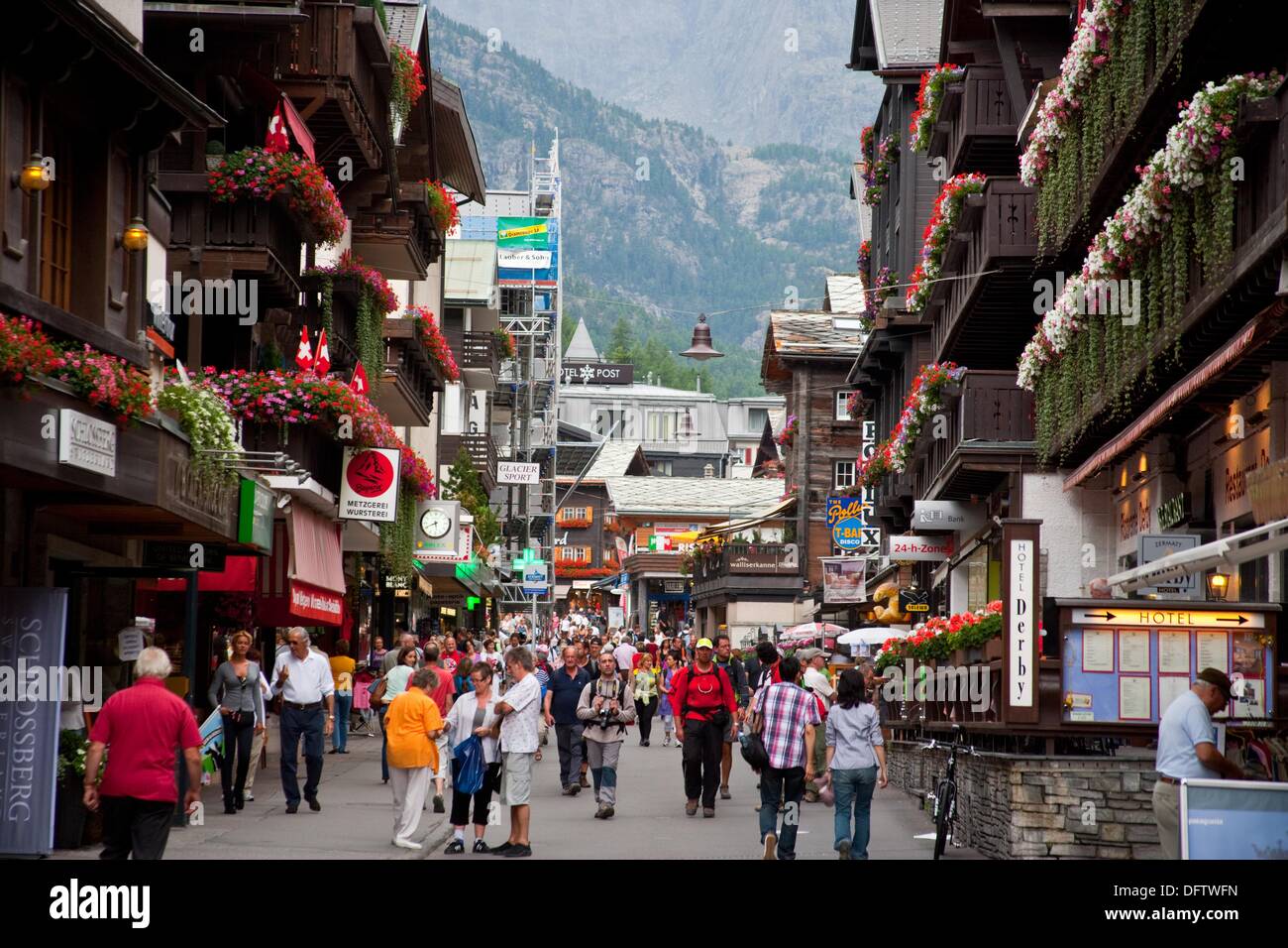Main street in Zermatt, Switzerland Stock Photo Alamy