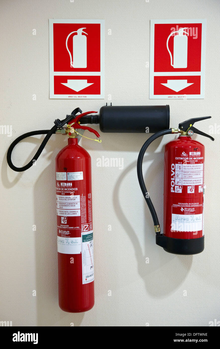 Hospital fire extinguisher hires stock photography and images Alamy
