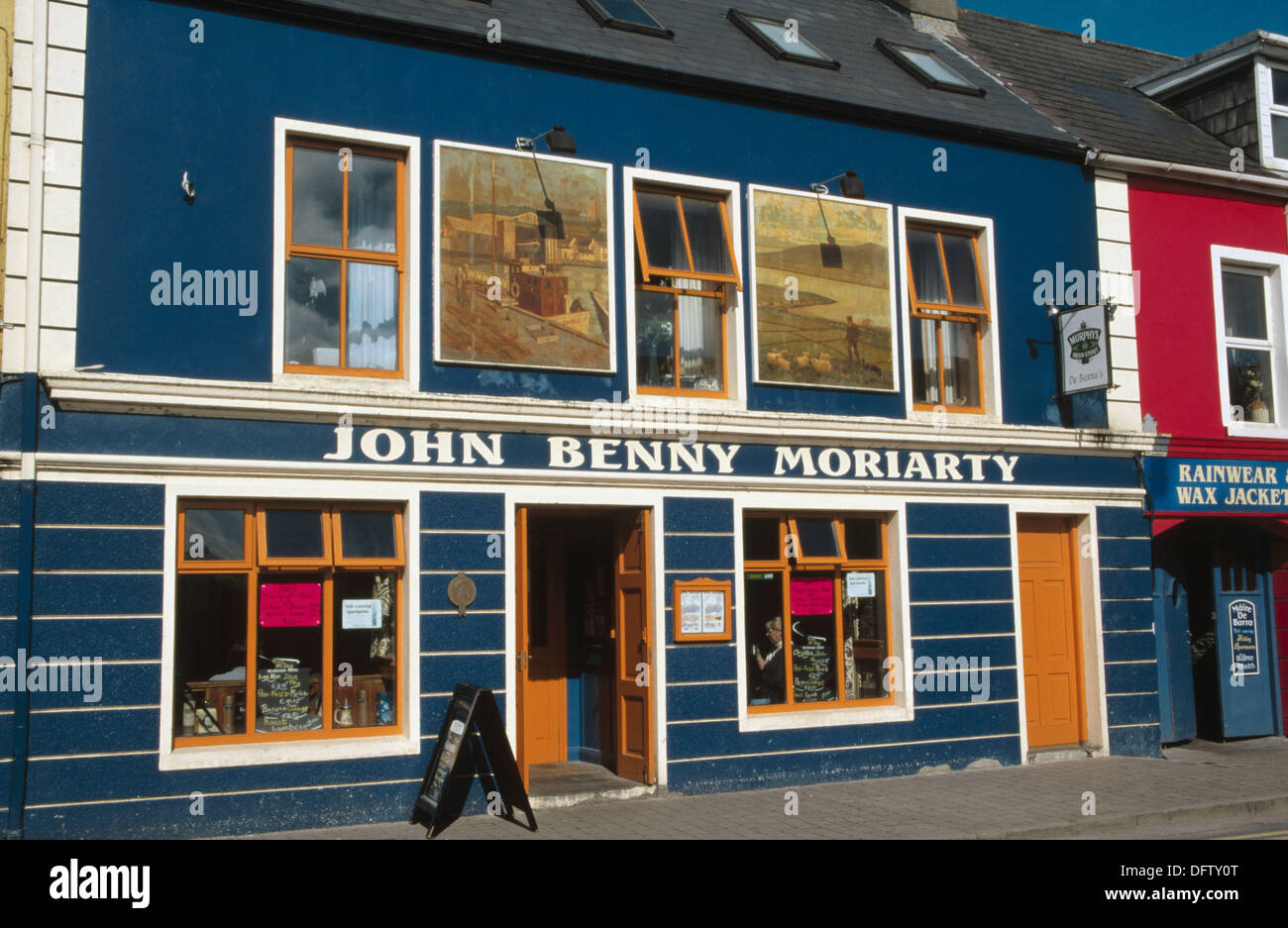 John Benny Moriarty´s pub. Dingle, Co. Kerry, Ireland Stock Photo Alamy