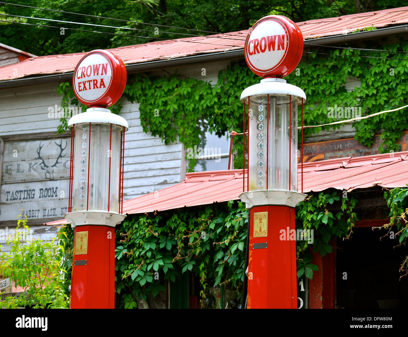 Old Timey High Resolution Stock Photography and Images - Alamy