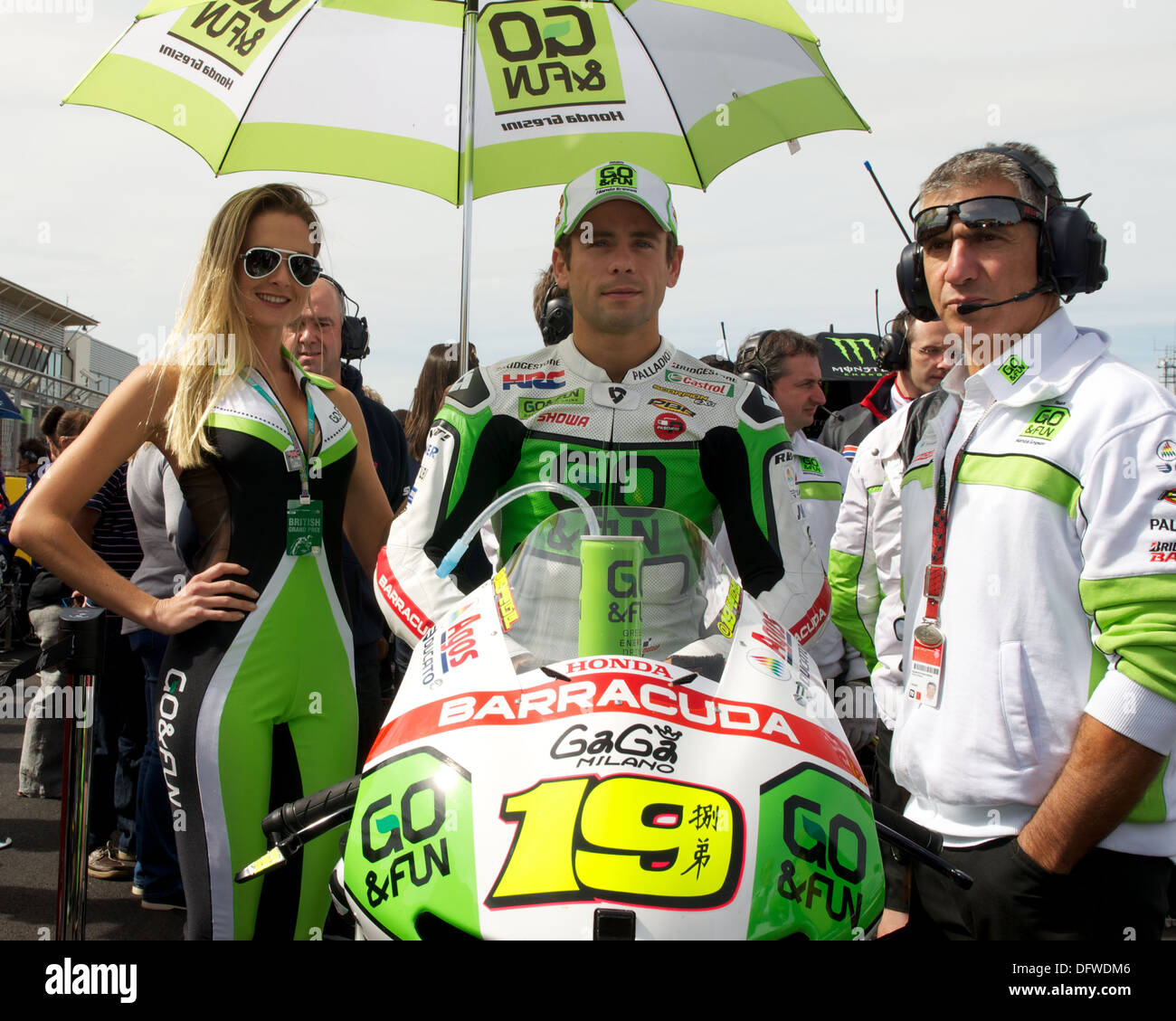 Go Fun Honda Gresini Grid Girl Waiting With Alvaro Bautista On The Start Grid For The British Round Of The 13 Hertz Fim Motogp Stock Photo Alamy Go Fun Honda Gresini Grid Girl Waiting With Alvaro Bautista On The Start Grid For The British Round Of The 13 Hertz Fim Motogp Stock Photo Alamy