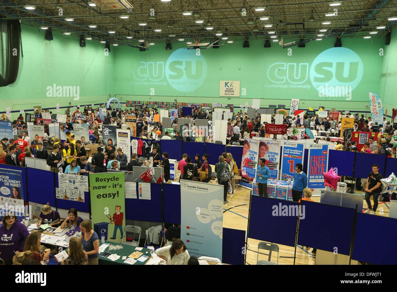 CAMBRIDGE UNIVERSITY STUDENTS FRESHERS FAIR 2013 Stock Photo Alamy